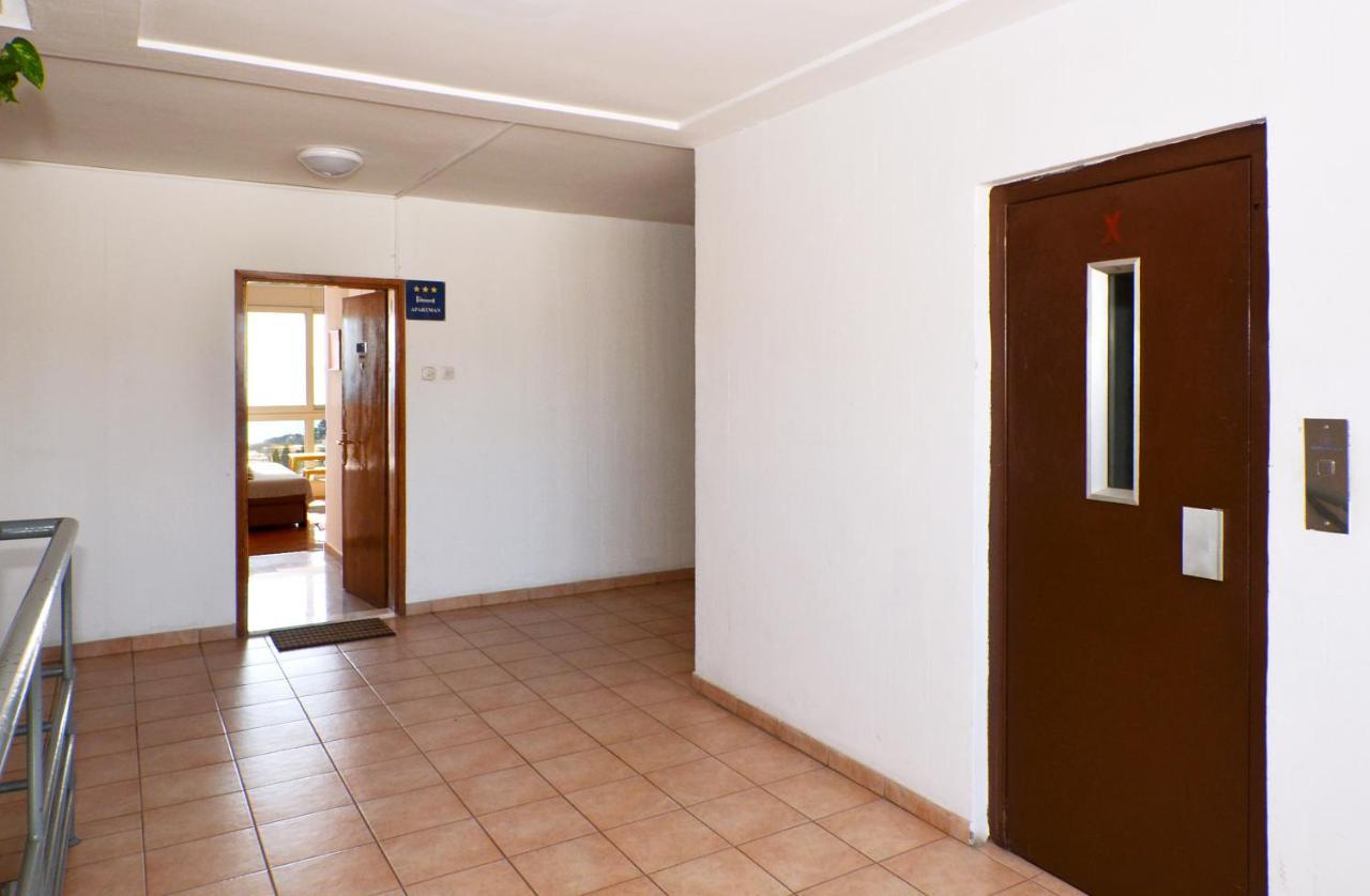 Apartment Vana Σπλιτ Εξωτερικό φωτογραφία